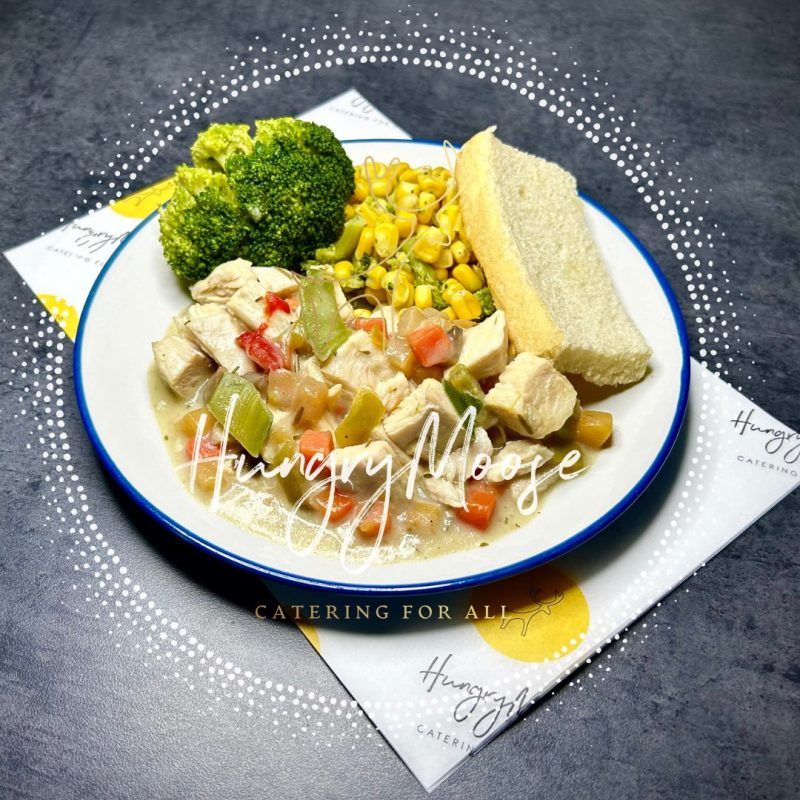 Chicken & Chunky Vegetables in a Creamy Cheese Sauce